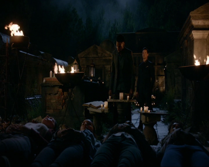 VampireDiaries-dot-nl_TheOriginals4x07HighWaterandaDevilsDaughter1022.jpg