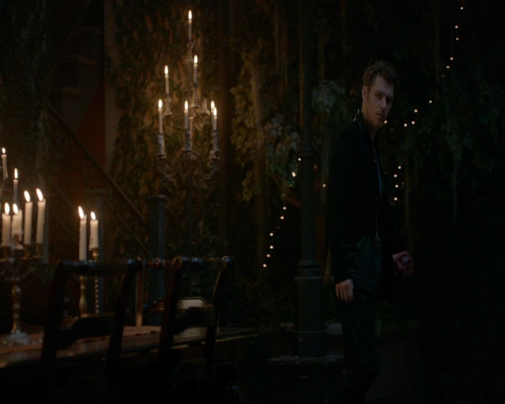 VampireDiaries-dot-nl_TheOriginals4x07HighWaterandaDevilsDaughter1427.jpg