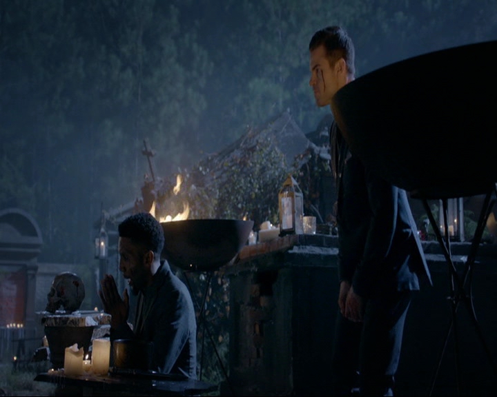 VampireDiaries-dot-nl_TheOriginals4x07HighWaterandaDevilsDaughter1644.jpg