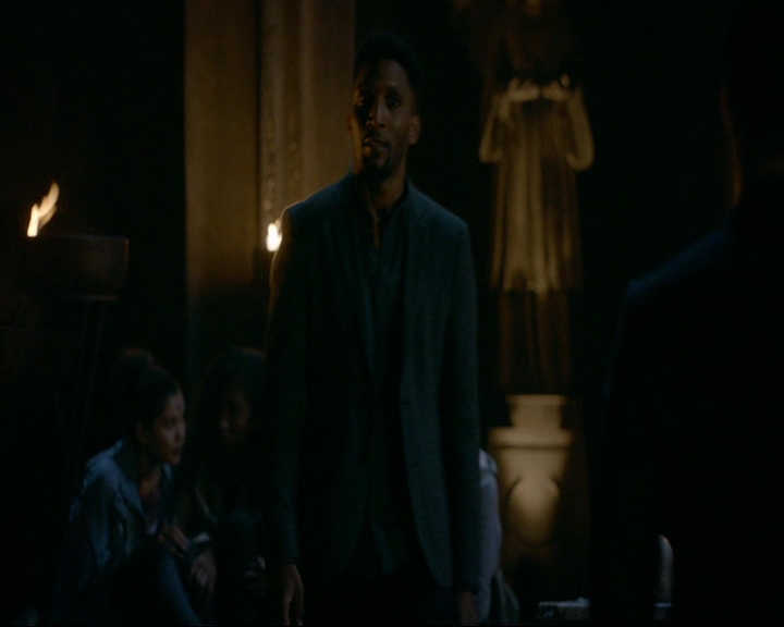 VampireDiaries-dot-nl_TheOriginals4x07HighWaterandaDevilsDaughter1770.jpg