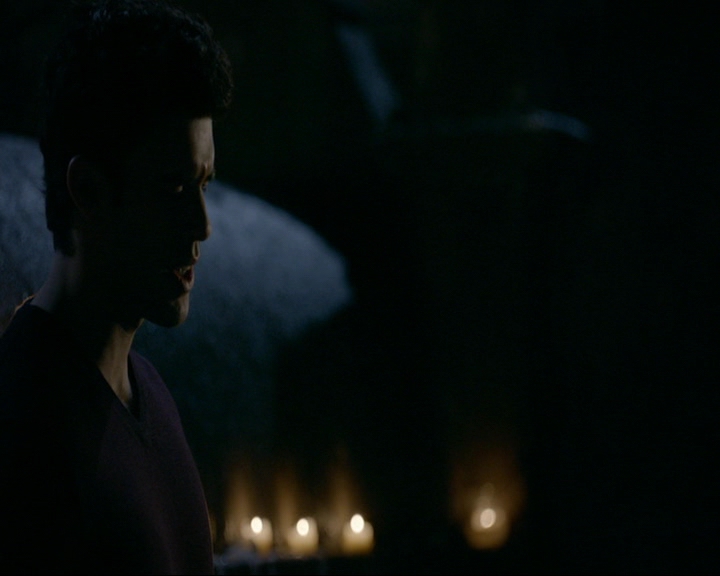 VampireDiaries-dot-nl_TheOriginals4x07HighWaterandaDevilsDaughter1945.jpg