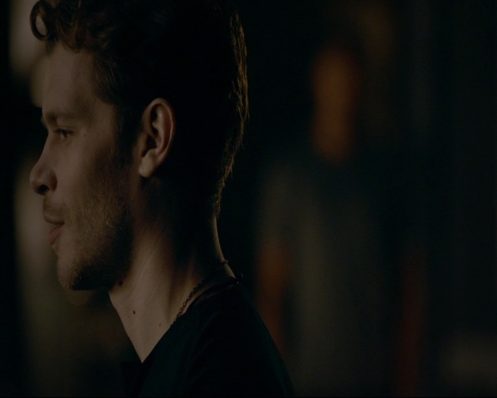 VampireDiaries-dot-nl_TheOriginals4x07HighWaterandaDevilsDaughter1989.jpg