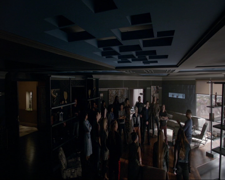 VampireDiaries-dot-nl_TheOriginals4x08VoodooInMyBlood0302.jpg