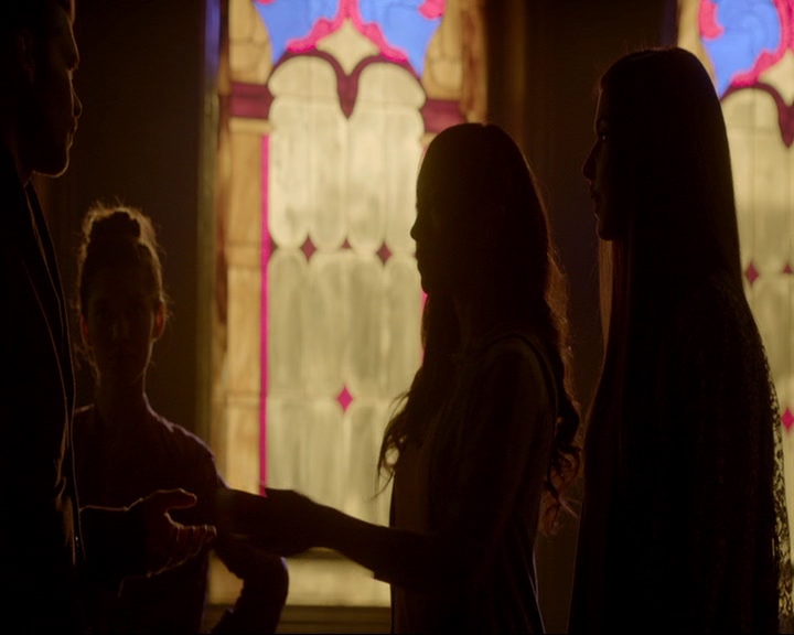 VampireDiaries-dot-nl_TheOriginals4x08VoodooInMyBlood0544.jpg