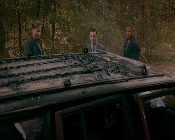 VampireDiaries-dot-nl_TheOriginals4x08VoodooInMyBlood1017.jpg