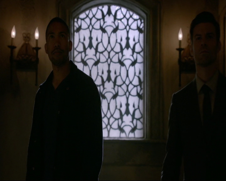 VampireDiaries-dot-nl_TheOriginals4x08VoodooInMyBlood1240.jpg