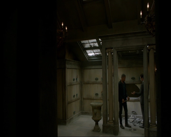 VampireDiaries-dot-nl_TheOriginals4x08VoodooInMyBlood1342.jpg