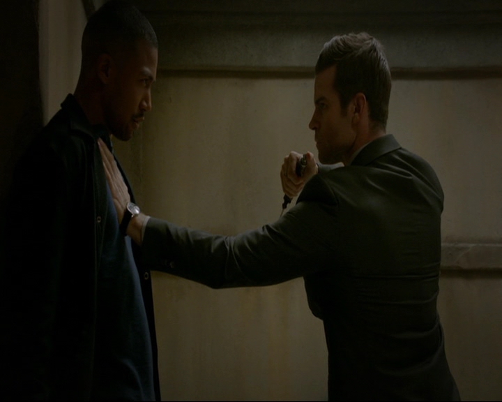 VampireDiaries-dot-nl_TheOriginals4x08VoodooInMyBlood1369.jpg