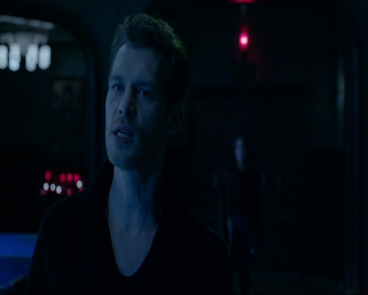 VampireDiaries-dot-nl_TheOriginals4x08VoodooInMyBlood1609.jpg