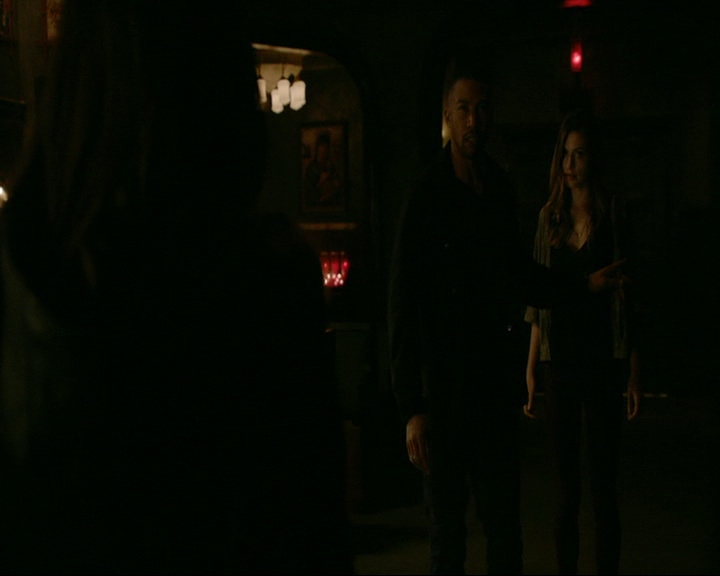 VampireDiaries-dot-nl_TheOriginals4x08VoodooInMyBlood1705.jpg