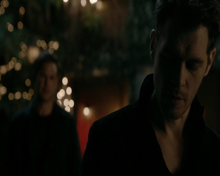 VampireDiaries-dot-nl_TheOriginals4x08VoodooInMyBlood1940.jpg