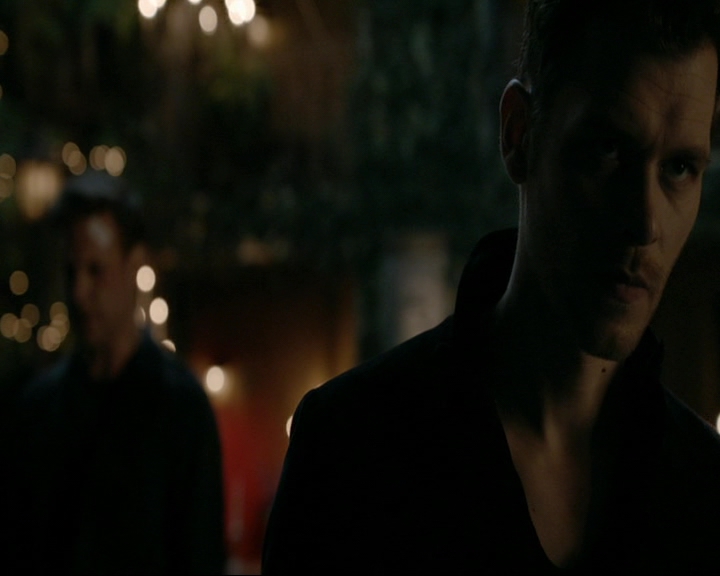 VampireDiaries-dot-nl_TheOriginals4x08VoodooInMyBlood1942.jpg