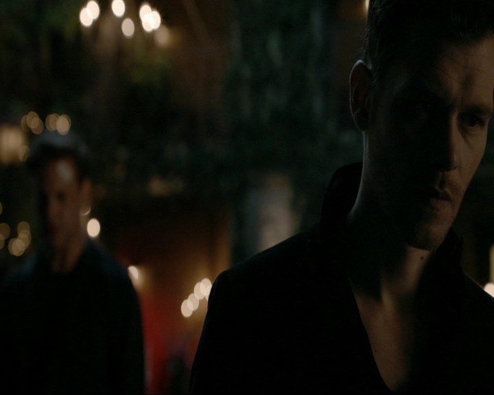 VampireDiaries-dot-nl_TheOriginals4x08VoodooInMyBlood1943.jpg