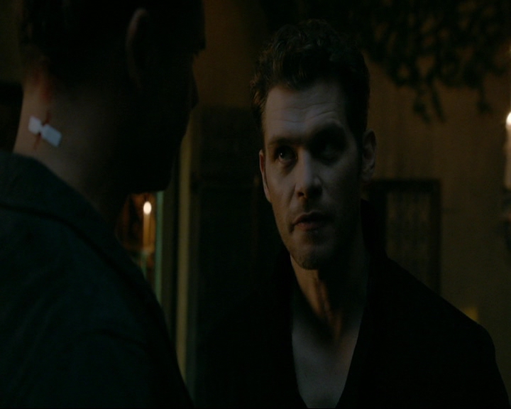 VampireDiaries-dot-nl_TheOriginals4x08VoodooInMyBlood1992.jpg