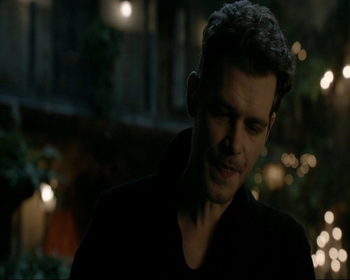 VampireDiaries-dot-nl_TheOriginals4x08VoodooInMyBlood2007.jpg