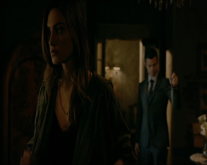 VampireDiaries-dot-nl_TheOriginals4x08VoodooInMyBlood2021.jpg