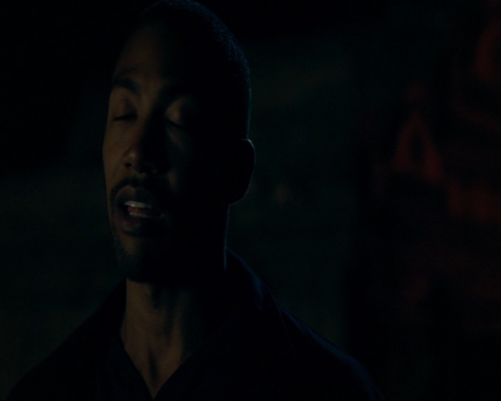 VampireDiaries-dot-nl_TheOriginals4x08VoodooInMyBlood2166.jpg