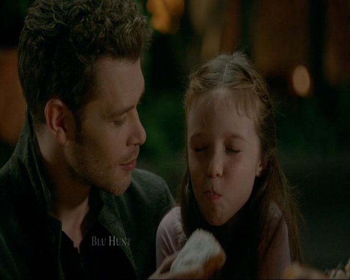 VampireDiaries-dot-nl_TheOriginals4x09QueenDeath0147.jpg