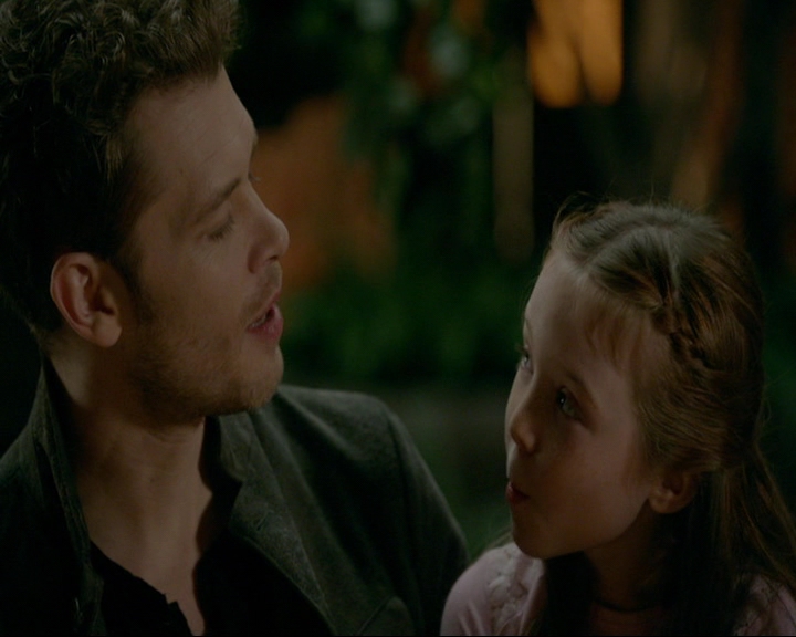 VampireDiaries-dot-nl_TheOriginals4x09QueenDeath0152.jpg