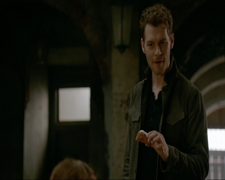 VampireDiaries-dot-nl_TheOriginals4x09QueenDeath0177.jpg