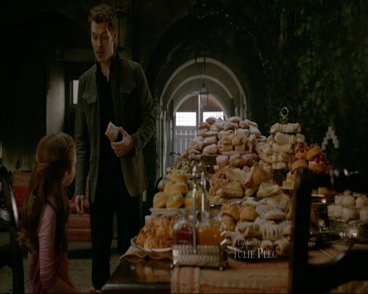 VampireDiaries-dot-nl_TheOriginals4x09QueenDeath0184.jpg