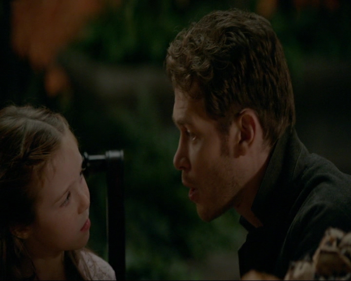 VampireDiaries-dot-nl_TheOriginals4x09QueenDeath0188.jpg