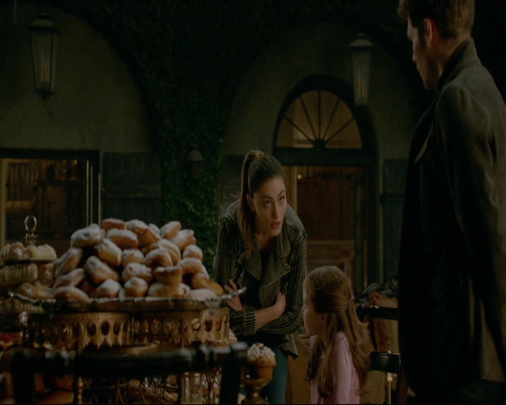 VampireDiaries-dot-nl_TheOriginals4x09QueenDeath0218.jpg