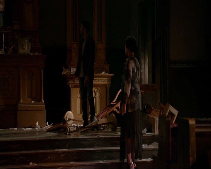 VampireDiaries-dot-nl_TheOriginals4x09QueenDeath0240.jpg