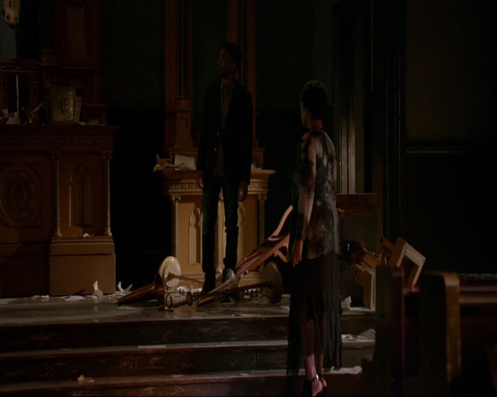 VampireDiaries-dot-nl_TheOriginals4x09QueenDeath0241.jpg