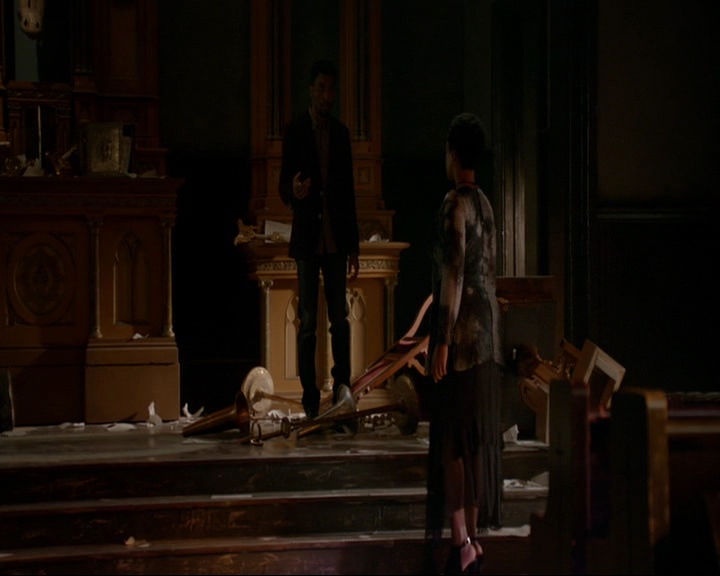 VampireDiaries-dot-nl_TheOriginals4x09QueenDeath0242.jpg