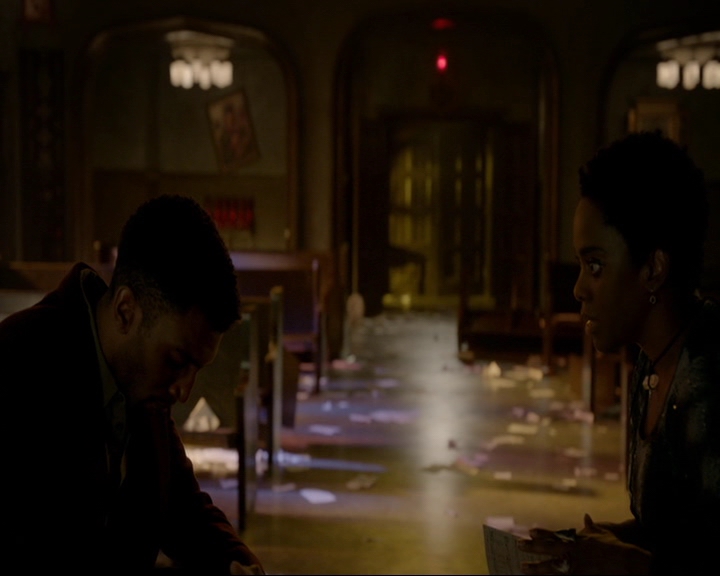 VampireDiaries-dot-nl_TheOriginals4x09QueenDeath0267.jpg