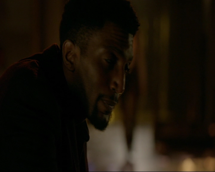 VampireDiaries-dot-nl_TheOriginals4x09QueenDeath0276.jpg