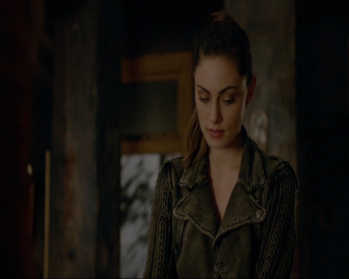 VampireDiaries-dot-nl_TheOriginals4x09QueenDeath0521.jpg