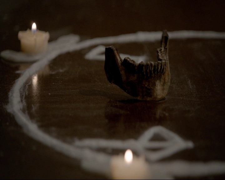 VampireDiaries-dot-nl_TheOriginals4x09QueenDeath0541.jpg