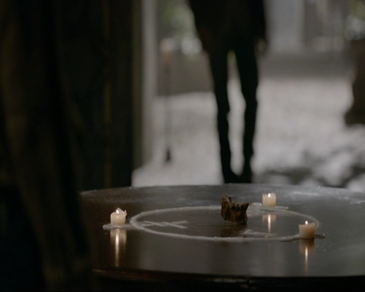 VampireDiaries-dot-nl_TheOriginals4x09QueenDeath0546.jpg