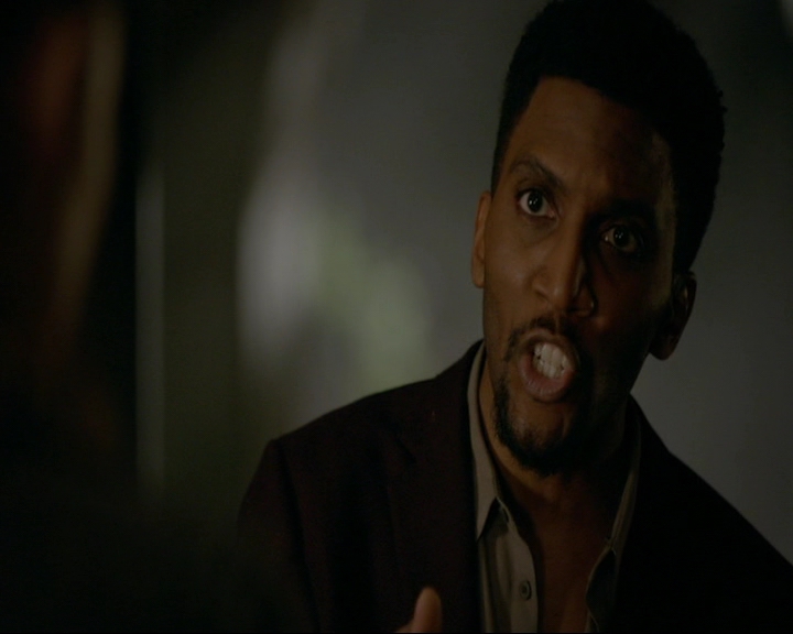 VampireDiaries-dot-nl_TheOriginals4x09QueenDeath0561.jpg