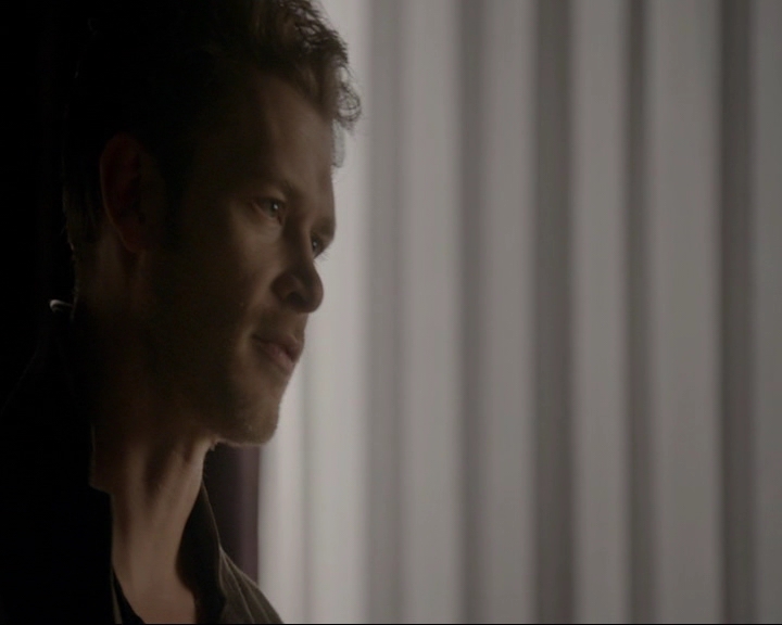 VampireDiaries-dot-nl_TheOriginals4x09QueenDeath0603.jpg