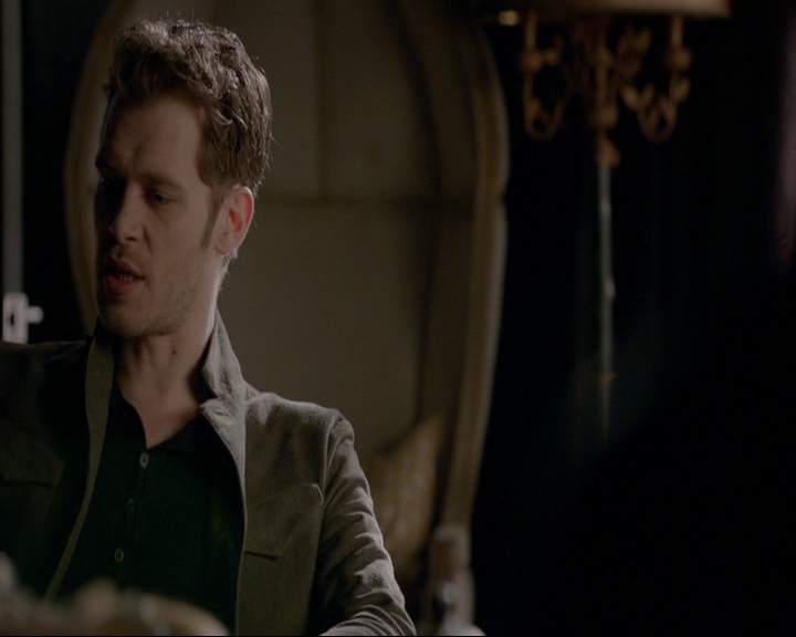 VampireDiaries-dot-nl_TheOriginals4x09QueenDeath0621.jpg