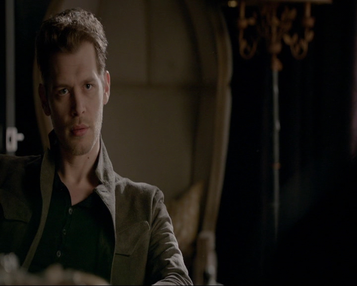 VampireDiaries-dot-nl_TheOriginals4x09QueenDeath0622.jpg