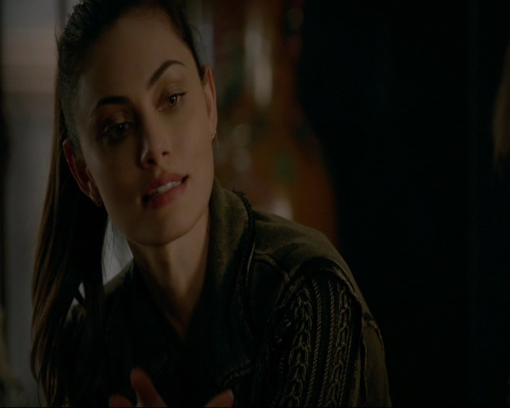 VampireDiaries-dot-nl_TheOriginals4x09QueenDeath0708.jpg