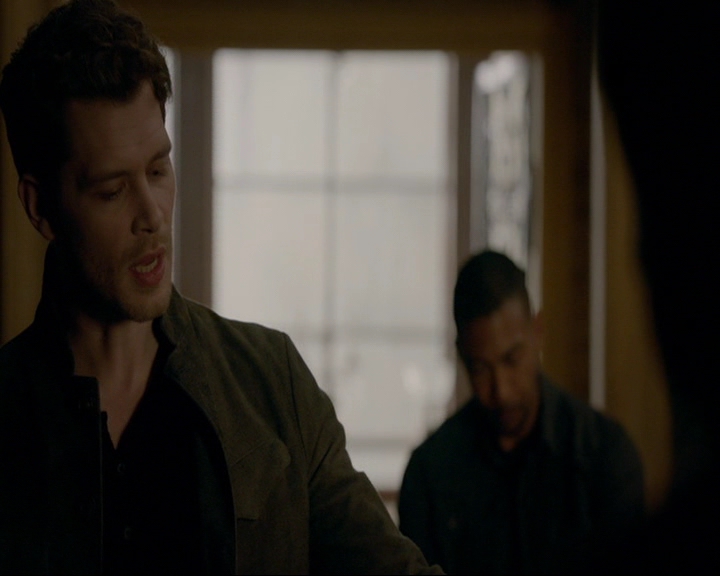 VampireDiaries-dot-nl_TheOriginals4x09QueenDeath0714.jpg