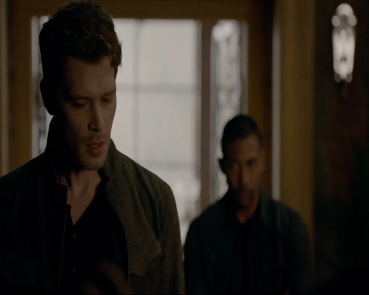 VampireDiaries-dot-nl_TheOriginals4x09QueenDeath0745.jpg