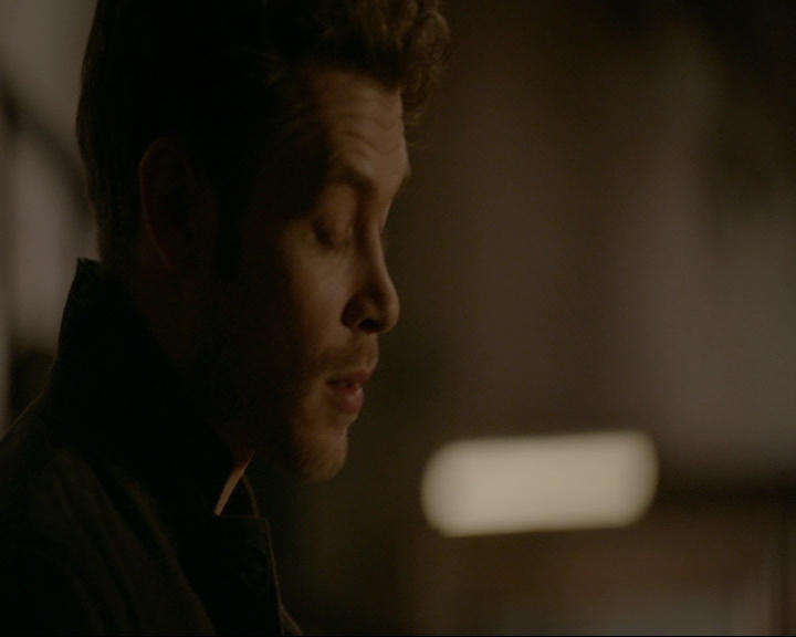 VampireDiaries-dot-nl_TheOriginals4x09QueenDeath0764.jpg