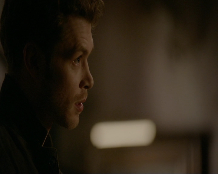 VampireDiaries-dot-nl_TheOriginals4x09QueenDeath0765.jpg