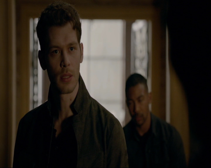 VampireDiaries-dot-nl_TheOriginals4x09QueenDeath0768.jpg