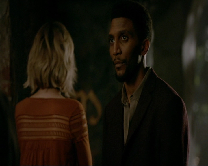 VampireDiaries-dot-nl_TheOriginals4x09QueenDeath0798.jpg