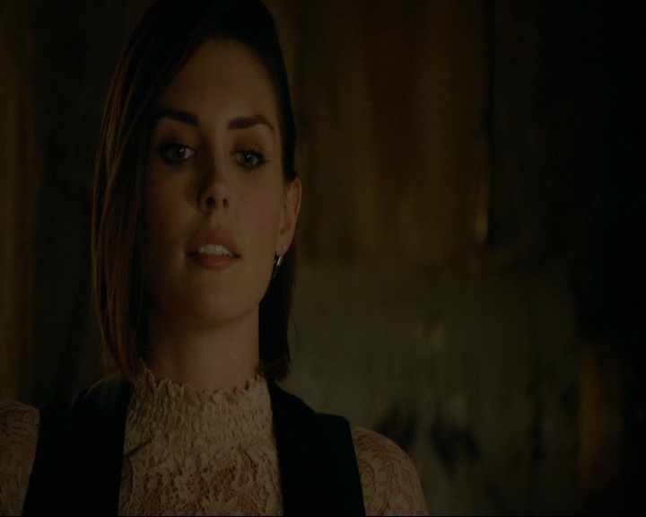 VampireDiaries-dot-nl_TheOriginals4x09QueenDeath0847.jpg