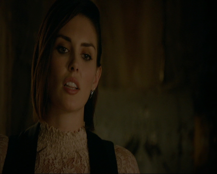 VampireDiaries-dot-nl_TheOriginals4x09QueenDeath0852.jpg