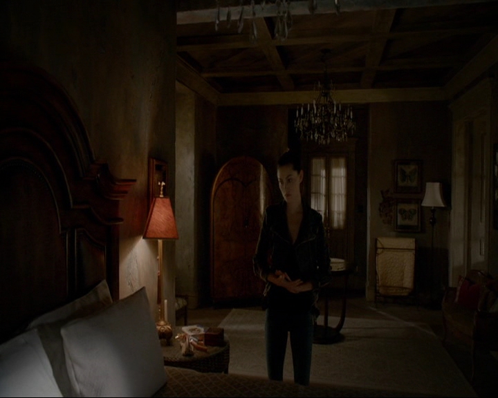 VampireDiaries-dot-nl_TheOriginals4x09QueenDeath0925.jpg