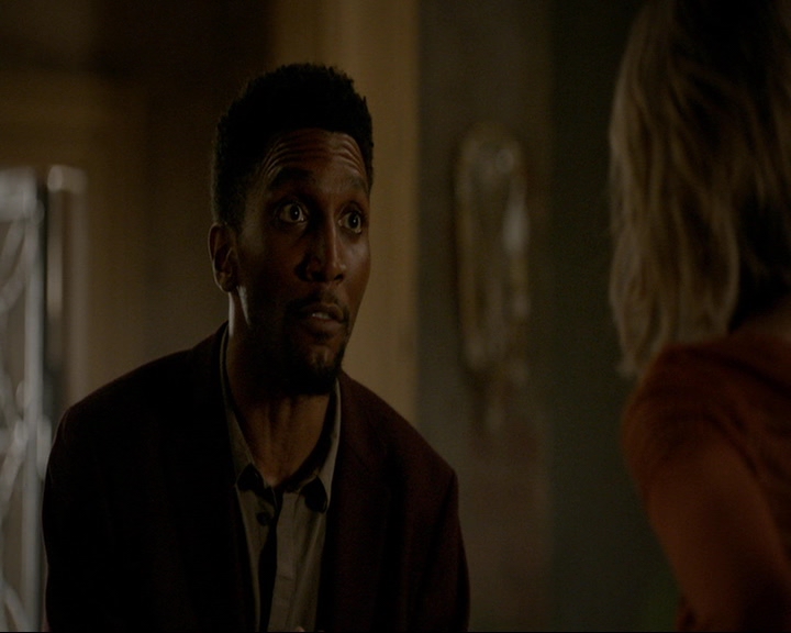 VampireDiaries-dot-nl_TheOriginals4x09QueenDeath1033.jpg